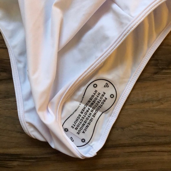 Swimsuit! - Picture 3 of 3